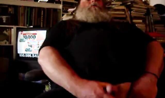 Daddy Bear Jerks Off Solo