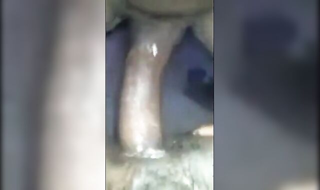 Black Bareback Amateur Takes Big Cock