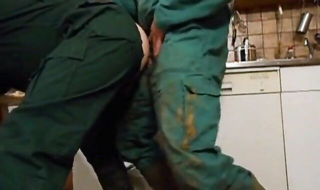 Twink Amateur Bareback IV