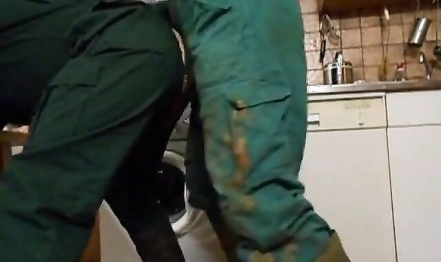 Twink Amateur Bareback IV