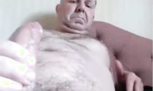 Grandpa Cums: Amateur Daddy Masturbates on Cam