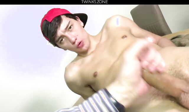 Part Two Exclusive Handjob Alvaro Rivers