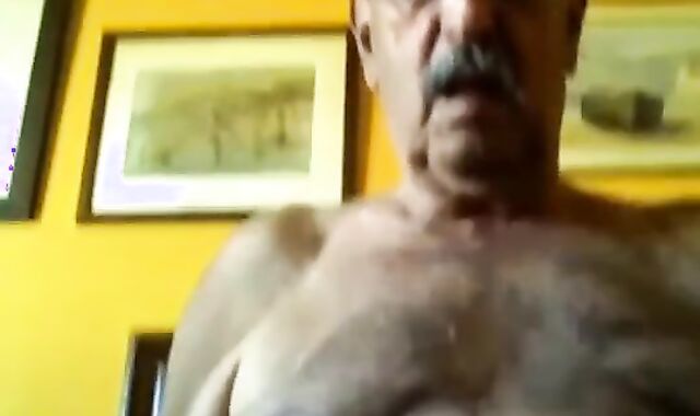 Grandpa Strokes: Amateur Daddy Webcam Show