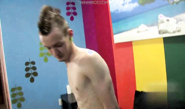 AnInterviewWithBiGuyChrisJett