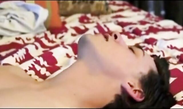 Bareback Amateur Twink Takes a Creamy Load 2