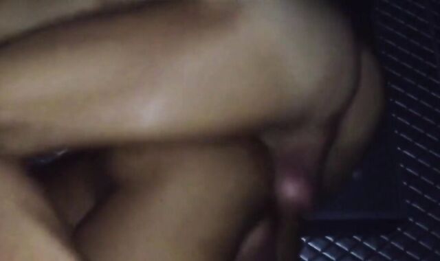 Raw Bathhouse Sex with Bareback Amateurs