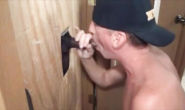 Sucking BBC At Glory Hole - Amateur Interracial Gay Video