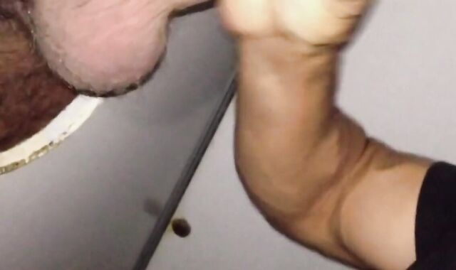 Glory Hole Big-Cock Blowjob: A Huge Load