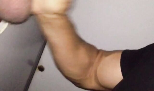 Glory Hole Big-Cock Blowjob: A Huge Load