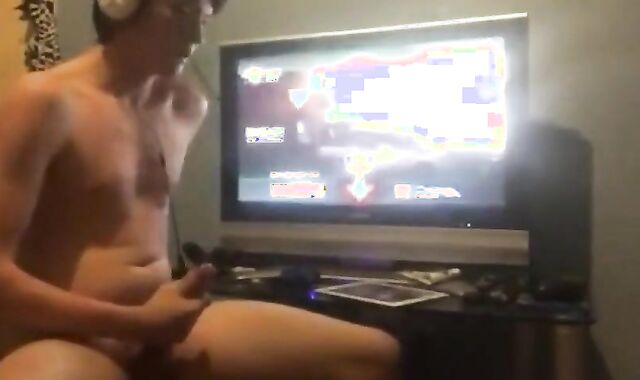 Twink Plays Call of Duty and Cums