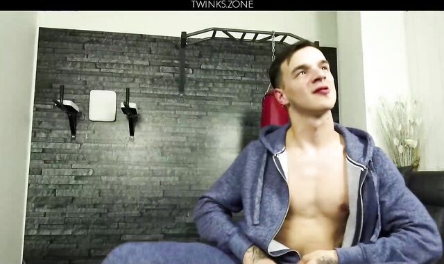 Casting Web Cam Jerk Off Desmond Cooper