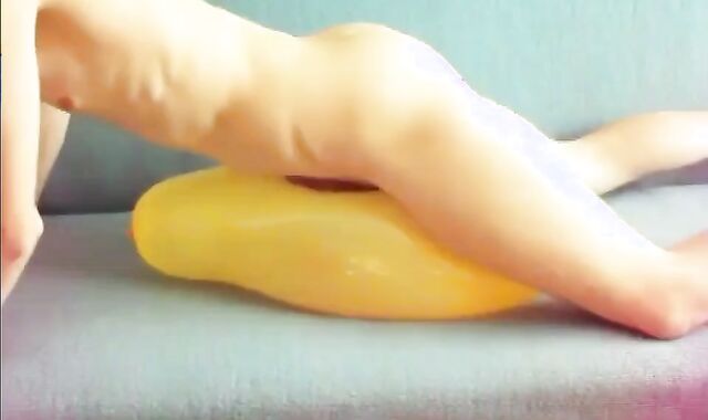 Twink Humps Yellow Balloon to Cum