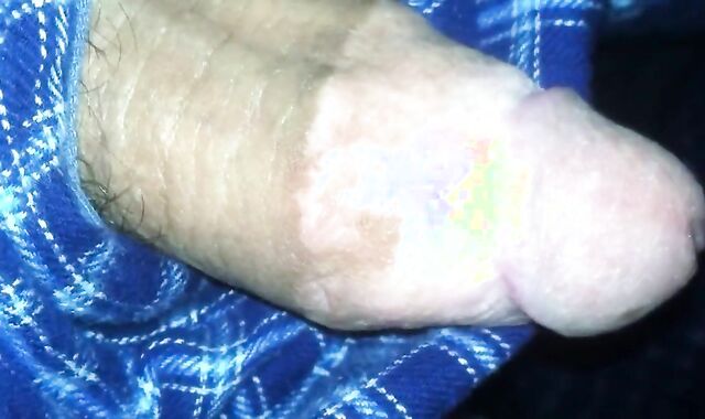 Hunk's Huge Cock Slithers Out of Pajamas - Amateur Twink Surprise!