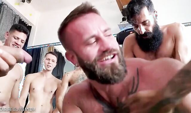 bunch-romp Breeding Bearded escort
