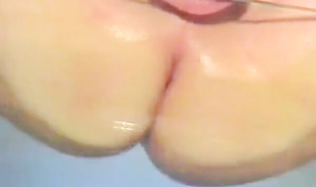 Rubbing My Big Fat Oily Ass on a Glass Table