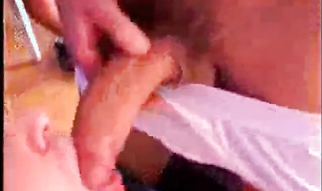 Twink's Amateur Blowjob Bukkake