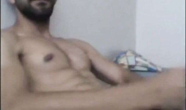 Big-Cock Turkish Hunk Cums on Webcam
