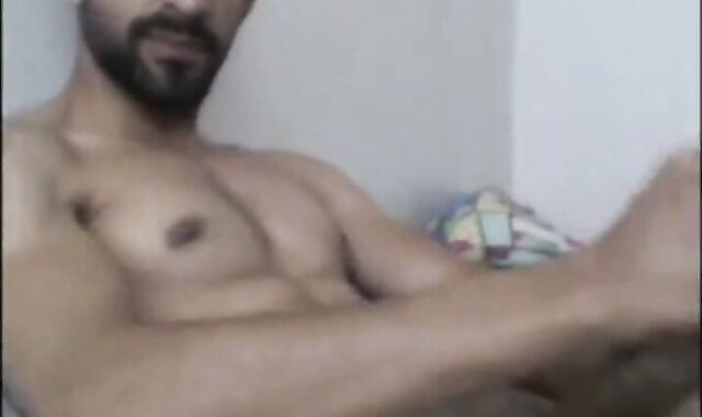 Big-Cock Turkish Hunk Cums on Webcam