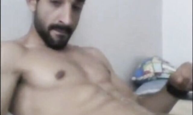 Big-Cock Turkish Hunk Cums on Webcam