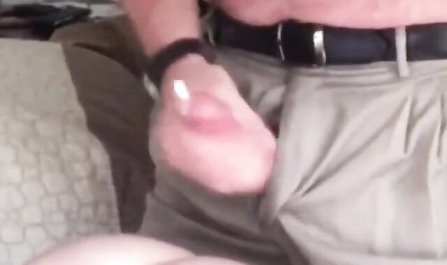 Bareback with My Married Older Boss While His Girl is Away