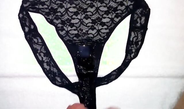 Huge Load of Cum on Dirty Panties (18+ Amateur Video)