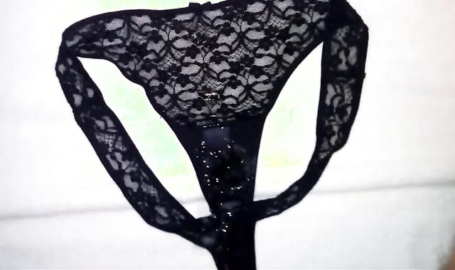 Huge Load of Cum on Dirty Panties (18+ Amateur Video)