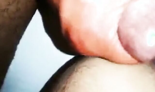 Hunk Arab Barebacks in Marrakech