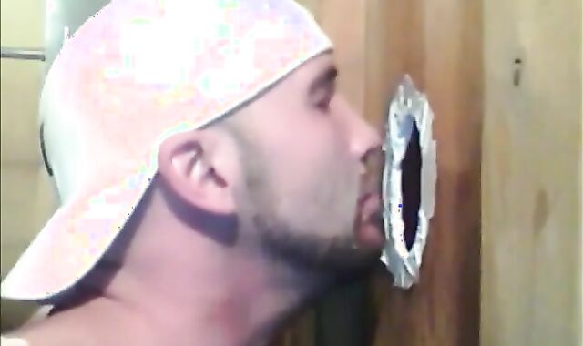 Amateur Glory Hole Blowjob with Big Cock Cumshots