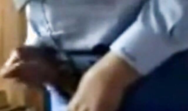 Mature Congolese Minister Daddy Barebacks His Assistant