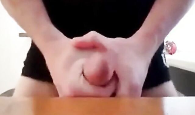 Twink Handjob: Massive Cum Load!