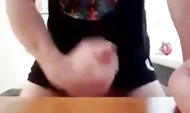 Twink Handjob: Massive Cum Load!