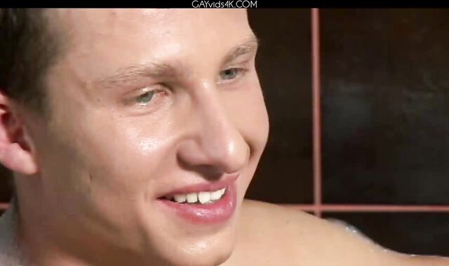 Sam Sloan Photosession Video