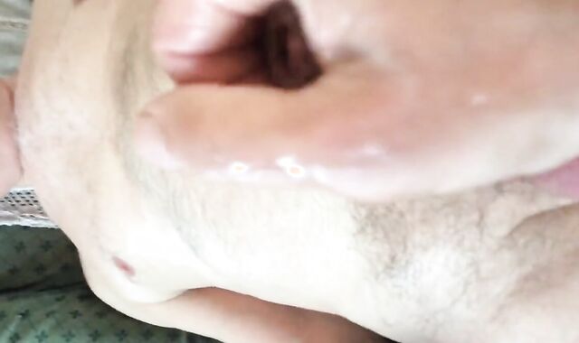 Grandpa's Secret Wank Session