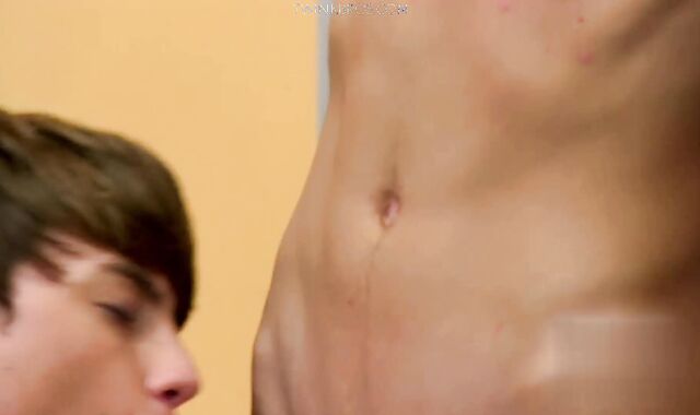 Elijah And Max Know How To Flip