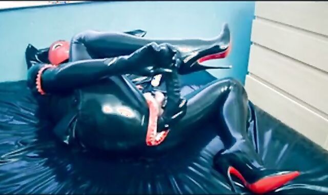 Crossdresser Fucks Himself with a Huge Rubber Dildo