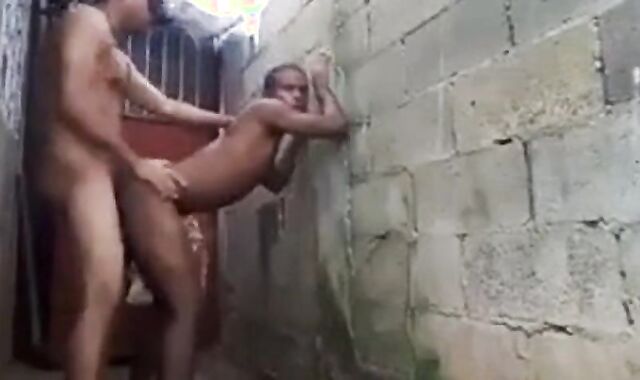 Fodendo no Beco com Dotadão Amador