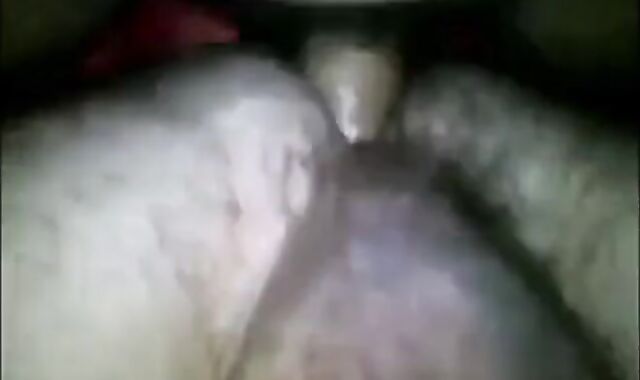 Experimenting with my Latin friend - Amateur Bareback