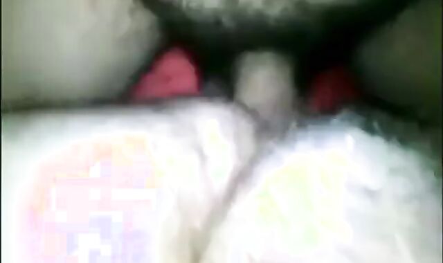 Experimenting with my Latin friend - Amateur Bareback