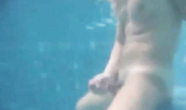 Big-Cock Man Masturbates Outdoors: Underwater Cum Explosion!