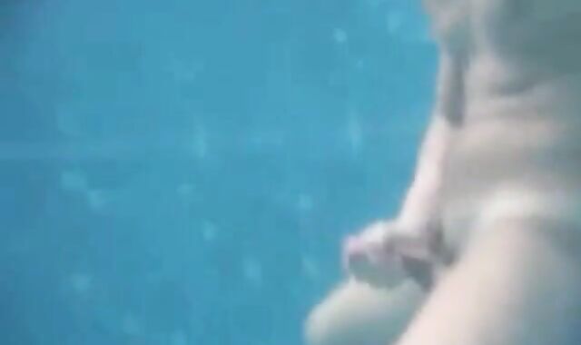 Big-Cock Man Masturbates Outdoors: Underwater Cum Explosion!