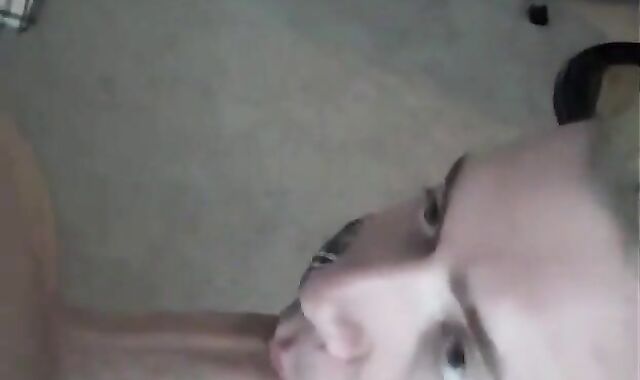 Big Cock Blowjob Leads to a Mouthful of Cum for Twink