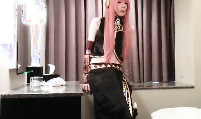 Asian Crossdresser Cums Cosplaying