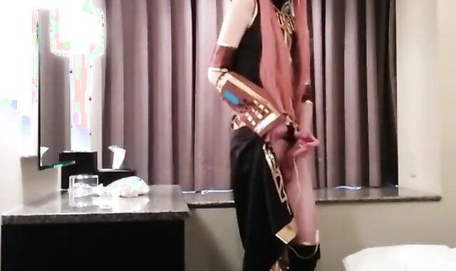 Asian Crossdresser Cums Cosplaying