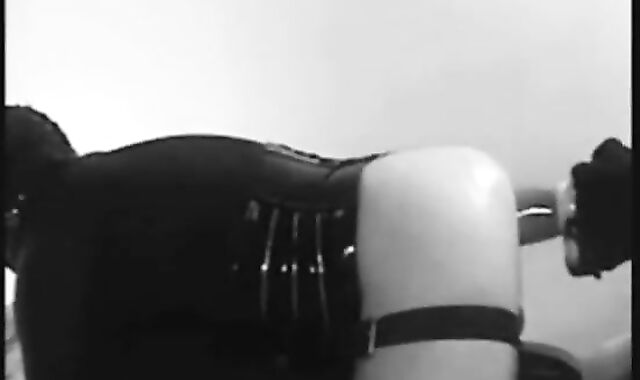 Crossdresser's BDSM Fuck Machine