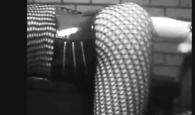 Crossdresser's BDSM Fuck Machine