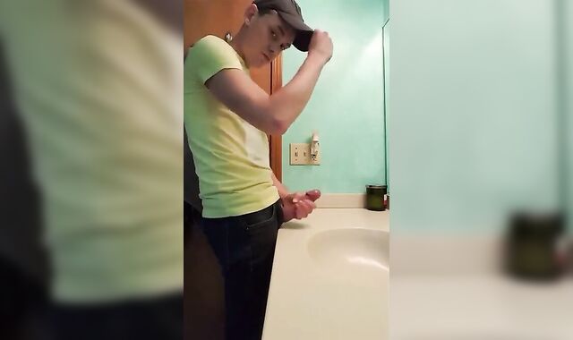 Big-Cock Latin Hunk Jerks Off in Bathroom