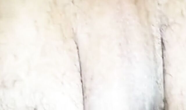 Hunk Arab Barebacks in Marrakech 2