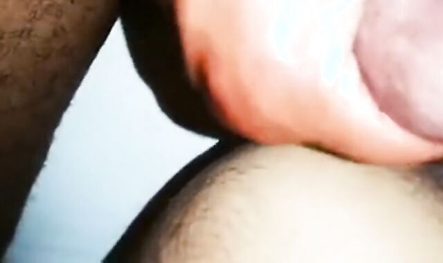 Hunk Arab Barebacks in Marrakech 2