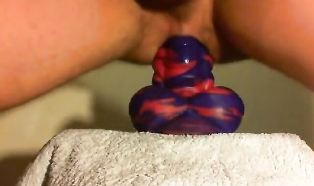 Anal Fun with Flint the Bad Dragon: Amateur Gay Fisting Video