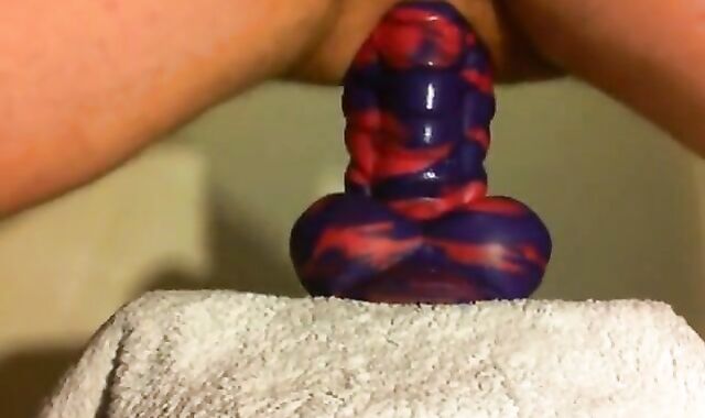 Anal Fun with Flint the Bad Dragon: Amateur Gay Fisting Video